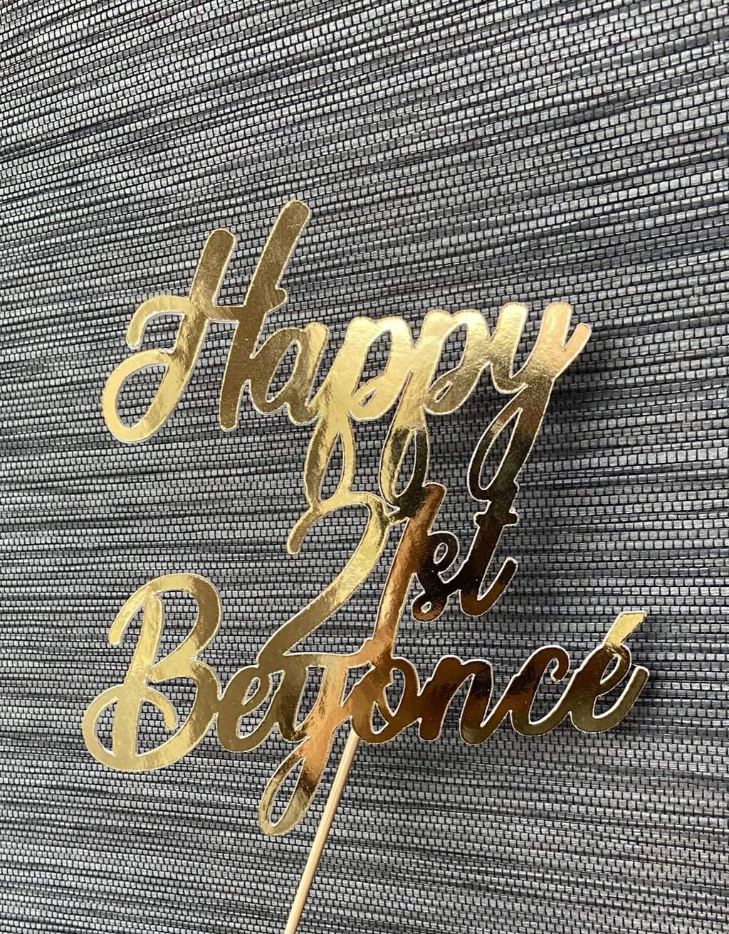 Taarttopper Happy met naam en leeftijd freeshipping - Prints by Mi