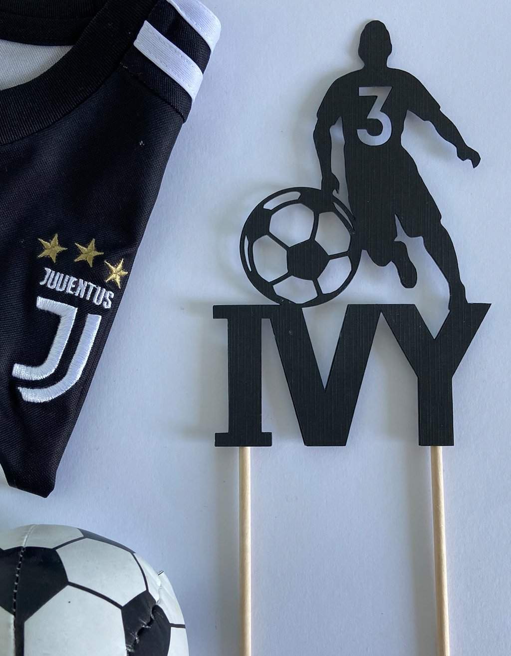Taarttopper Voetbal en Voetballer met Naam freeshipping - Prints by Mi