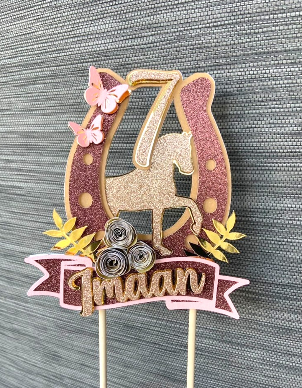 Taarttopper Hoefijzer Paard met naam en leeftijd