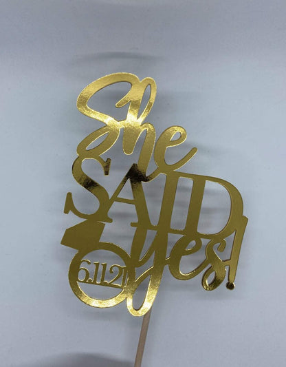 Taarttopper She said yes met datum freeshipping - Prints by Mi